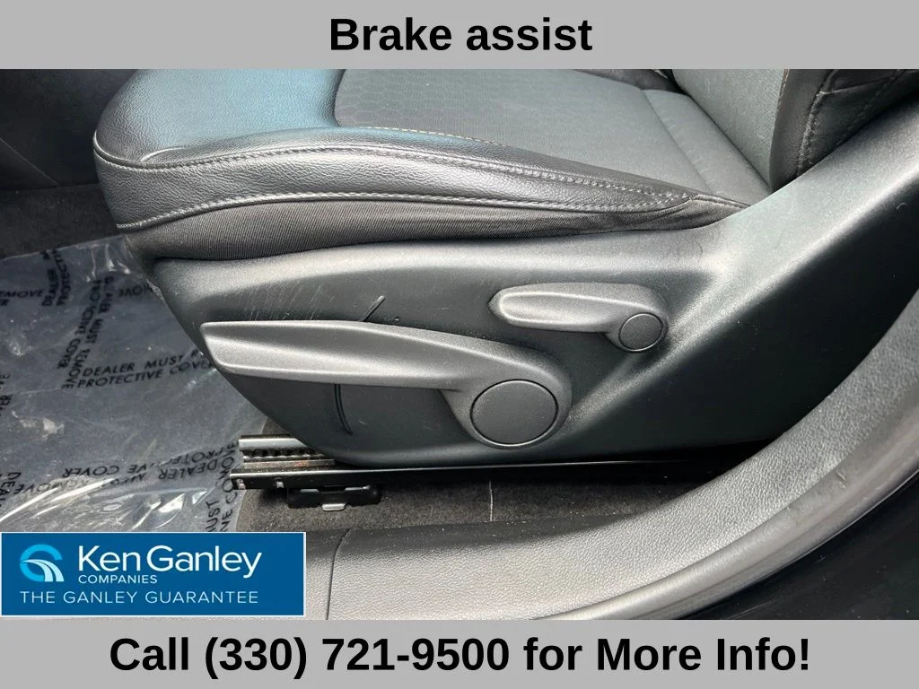 Used 2019 Black Jeep Latitude image 28