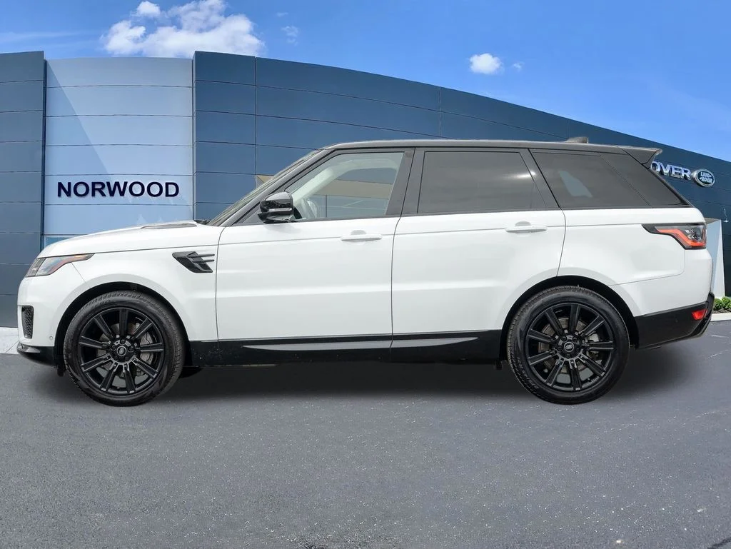 Used 2022 White Land Rover HSE Silver Edition image 7