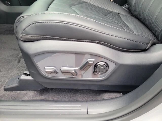 New 2027 Wolf Gray Kia X-LINE SX PRESTIGE image 16