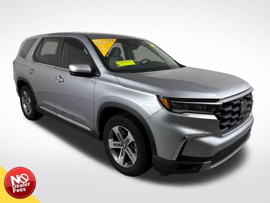 Used 2024  Honda EX-L image 1