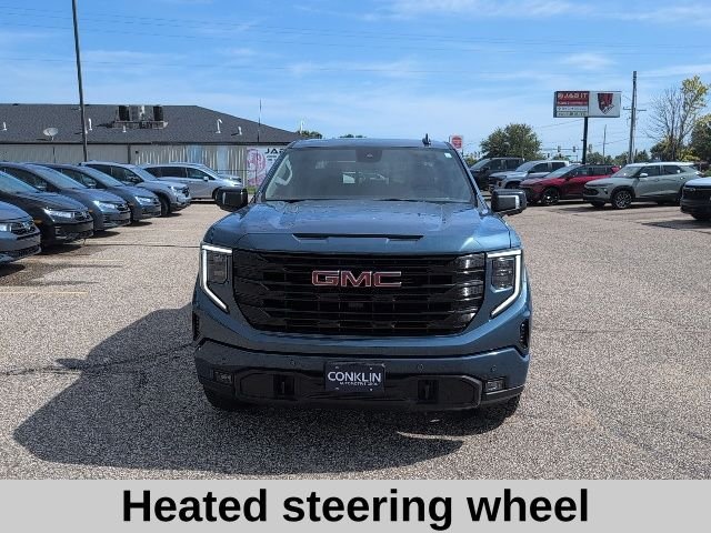 Used 2026 Blue GMC Elevation image 18