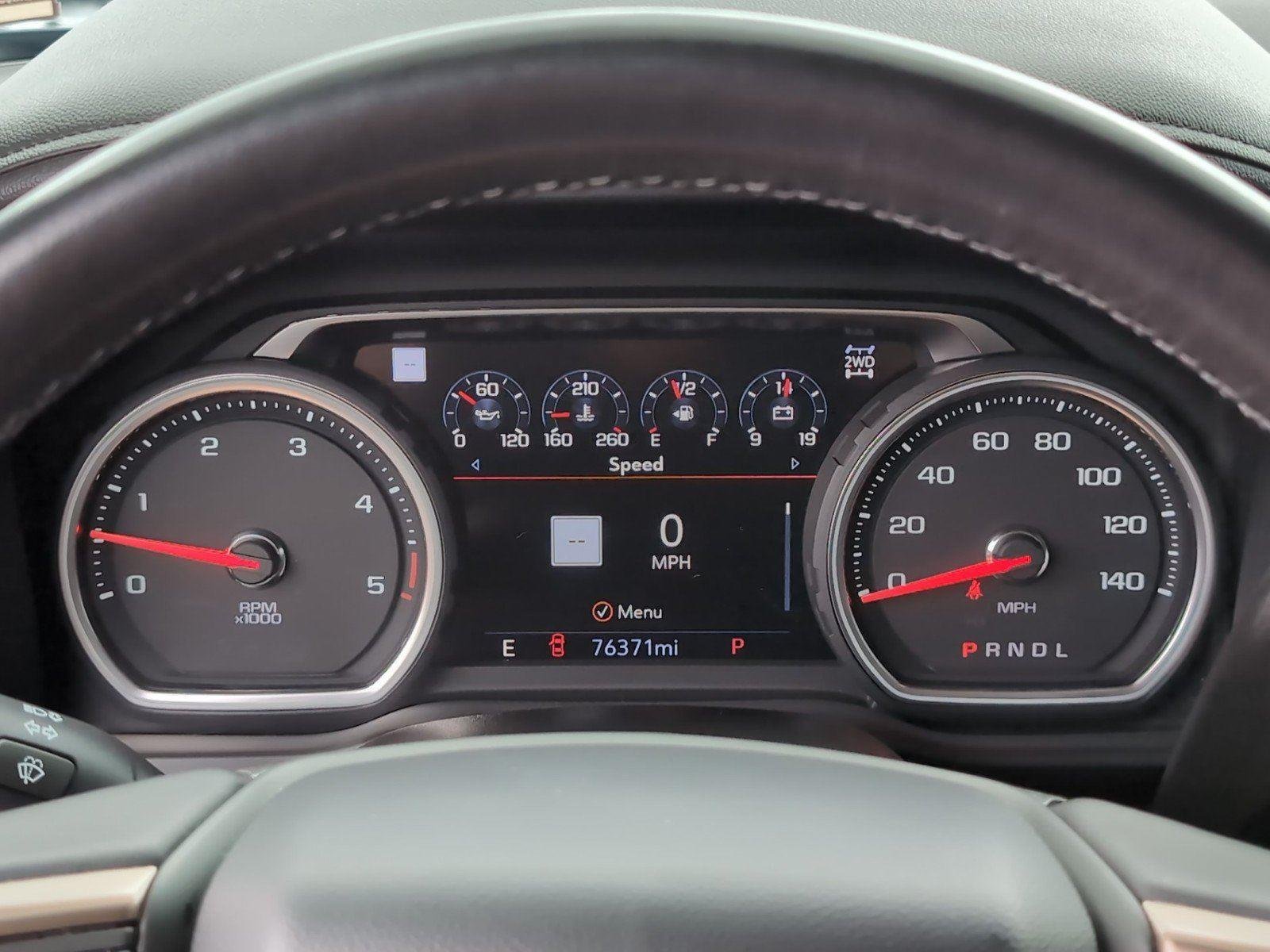 Used 2022 Northsky Blue Metallic Chevrolet High Country image 28