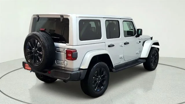 Used 2023 Silver Jeep Sahara 4xe image 13