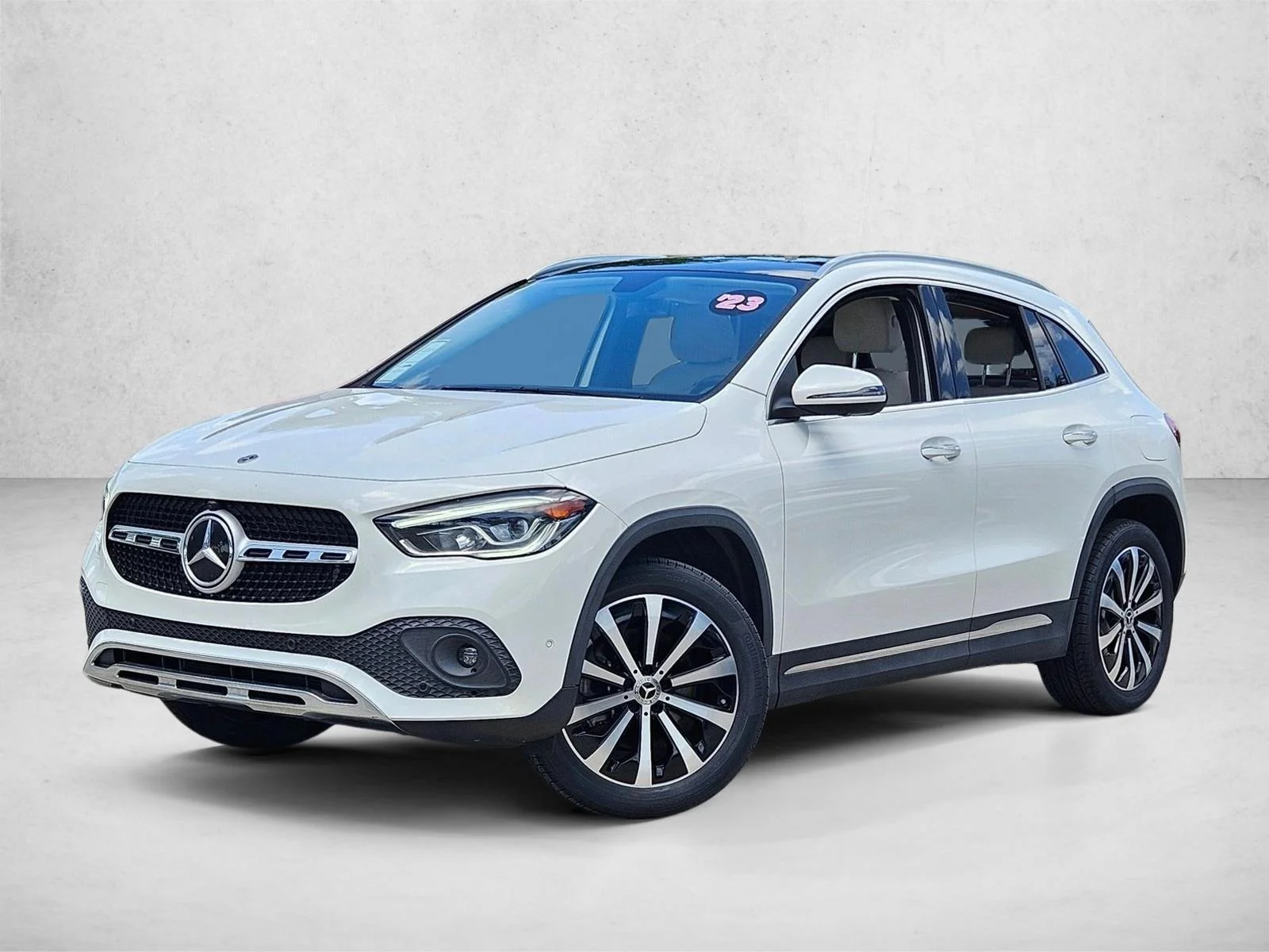Used 2023 Polar White Mercedes-Benz GLA 250 image 1