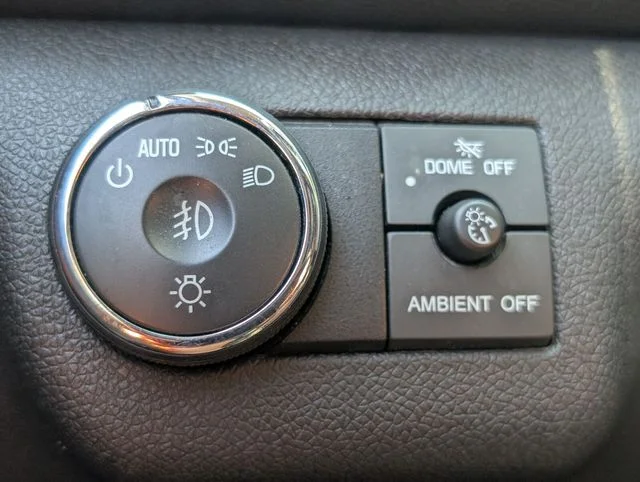 Used 2015 Silver Chevrolet LT image 29