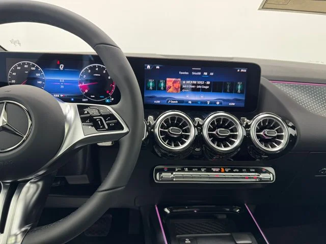 New 2026  Mercedes-Benz GLA 250 image 24