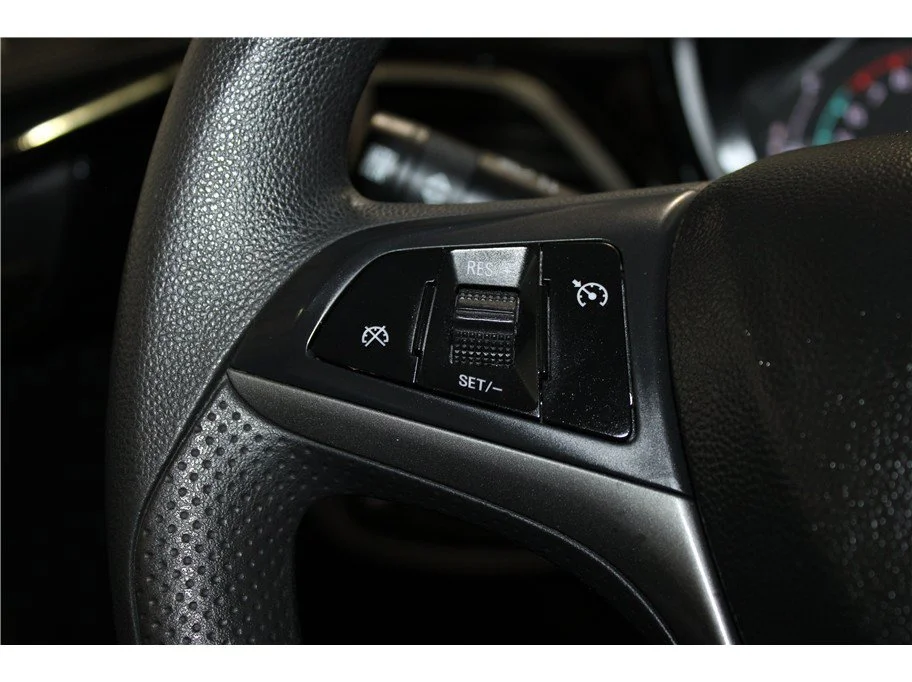 Used 2021 Nightfall Gray Chevrolet 1LT image 24