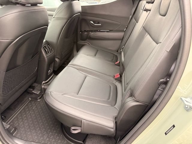 Used 2025 Green Hyundai Limited image 7