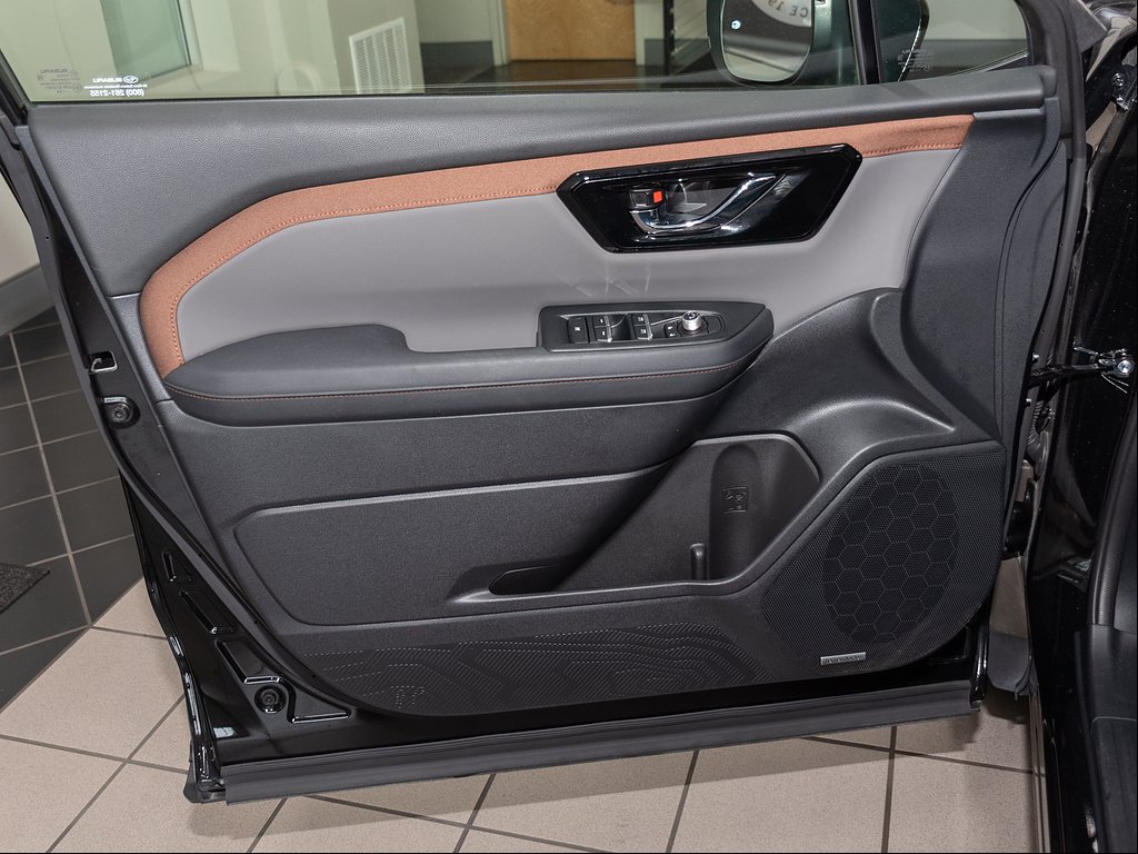 Used 2025 Crystal Black Silica Subaru Sport image 9