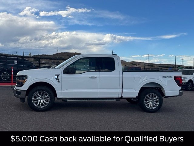 New 2026 Oxford White Ford XLT image 2