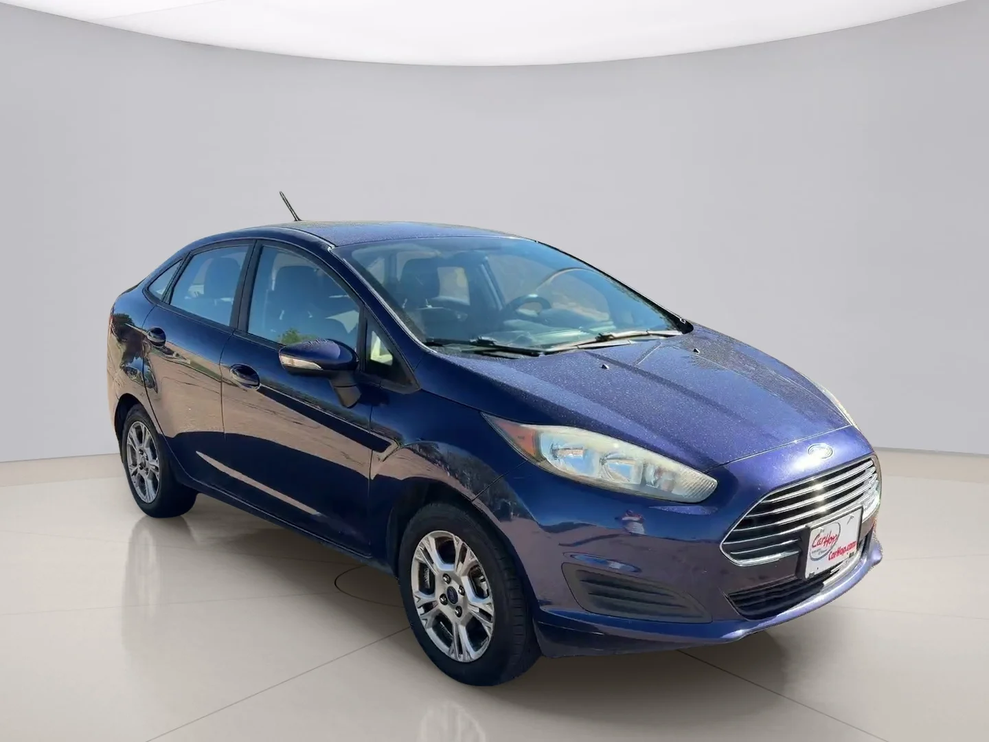 Used 2016 Blue Ford SE image 7