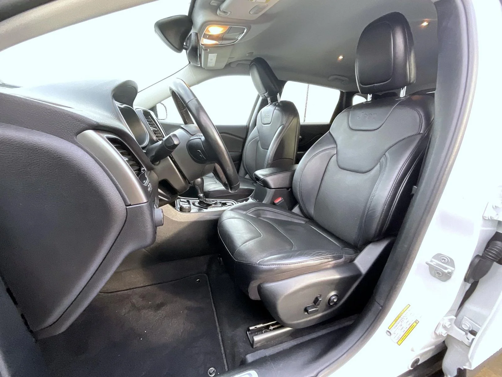 Used 2020 White Jeep Limited image 11