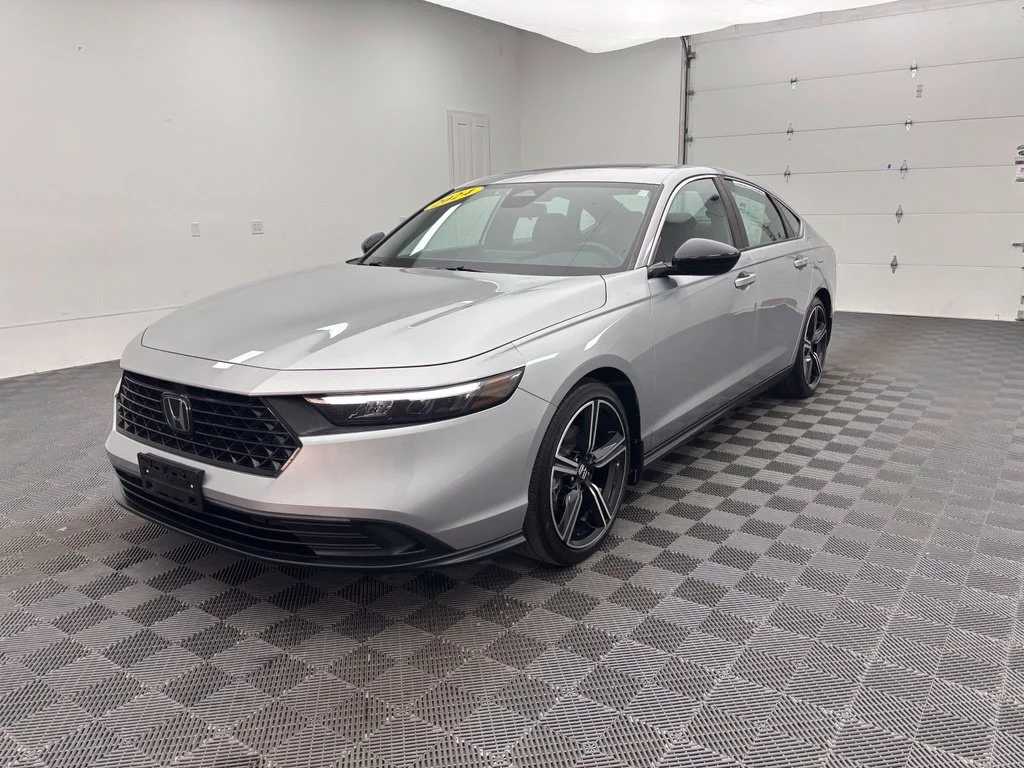 Certified Used 2024 Silver Honda Sport image 2