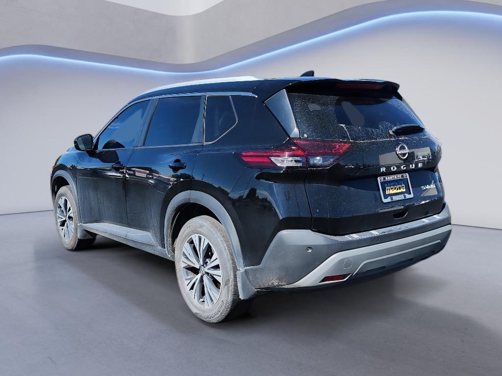 Used 2022 Super Black Nissan SV image 8