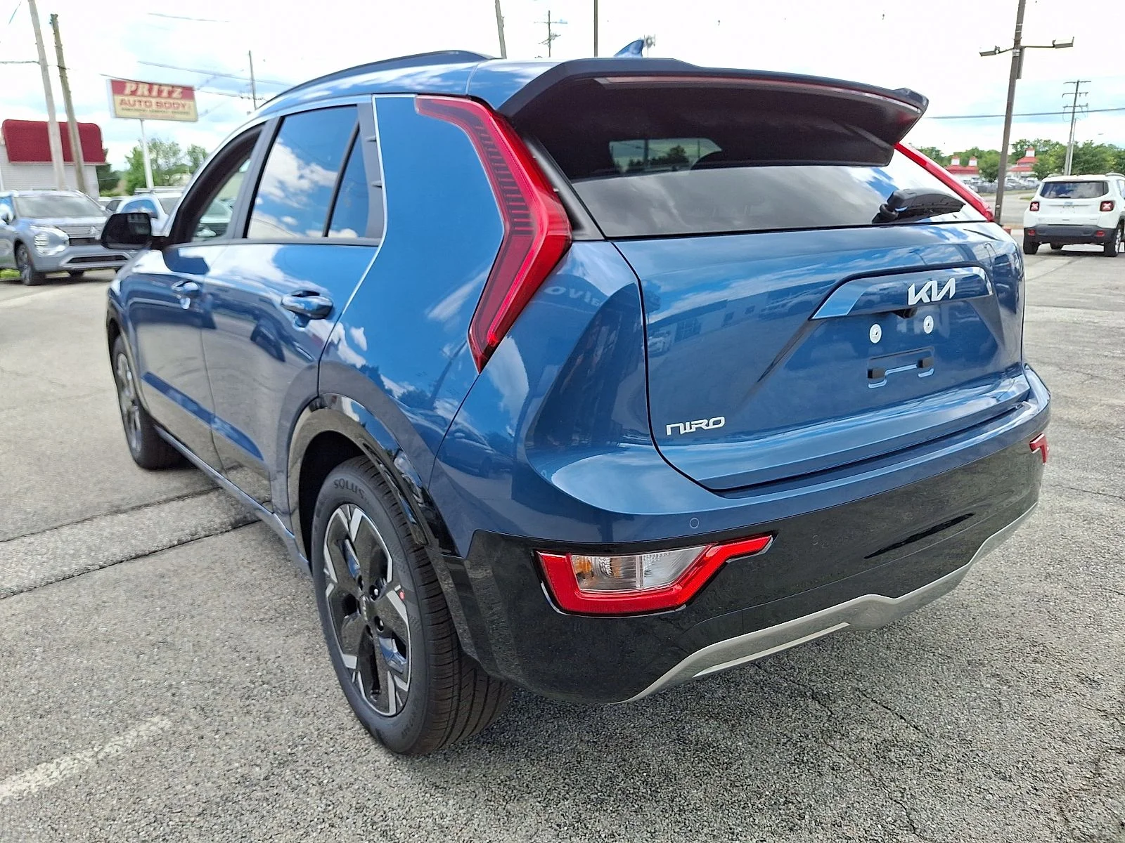 New 2026 Blue Kia Wind image 6