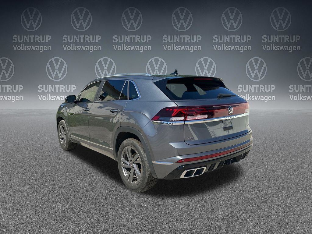 Used 2024 Gray Volkswagen 2.0T SEL R-Line image 38