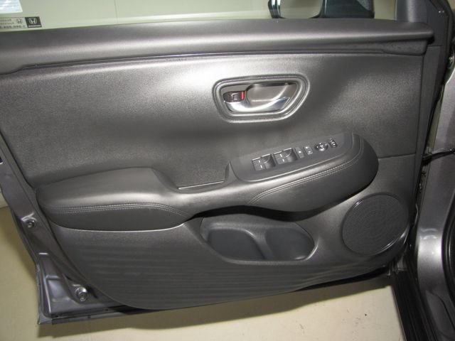 Certified Used 2025 Modern Steel Metallic Honda LX image 9