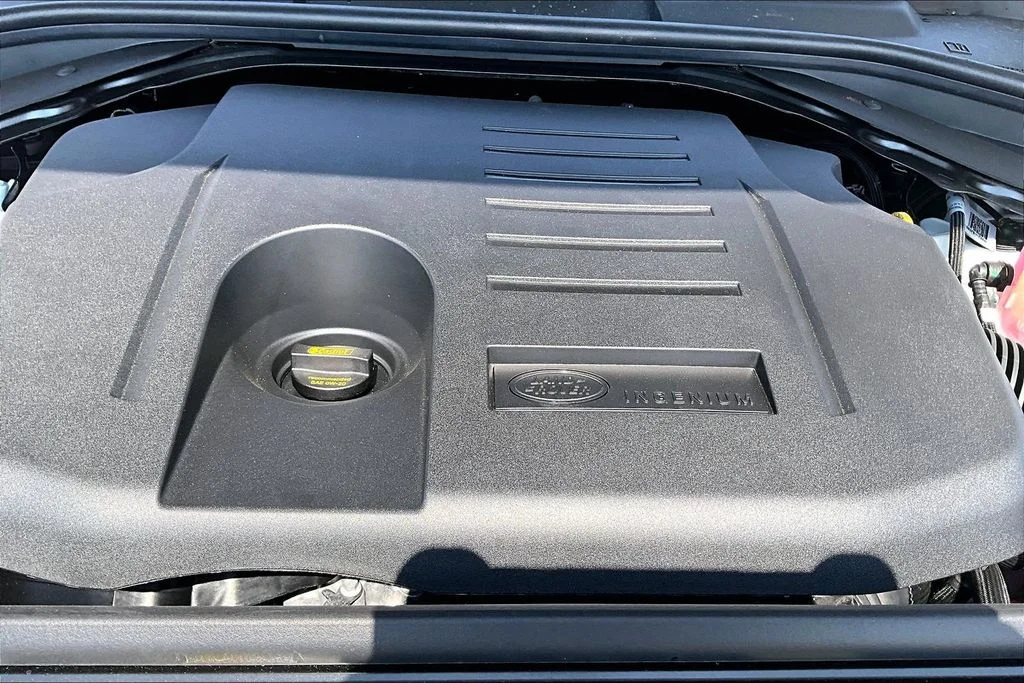 New 2026 White Land Rover SE image 11