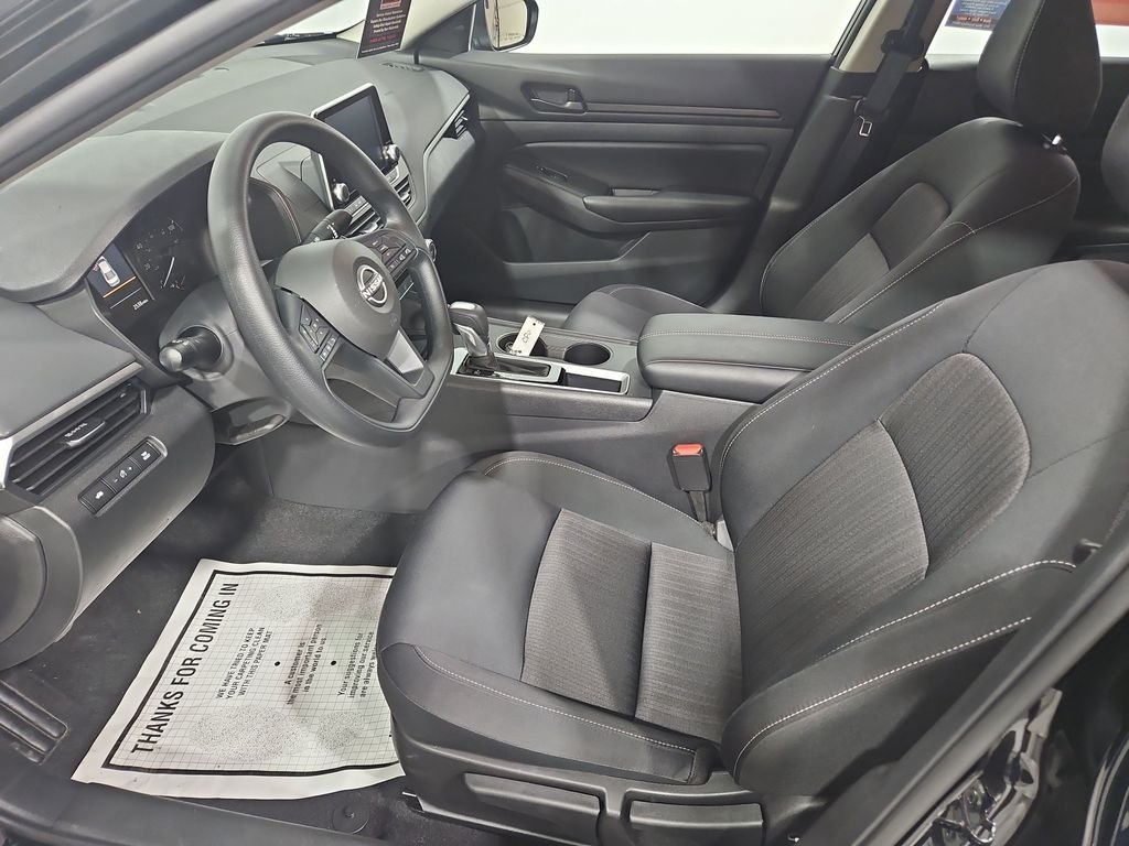 Used 2025 Black Nissan 2.5 S image 11