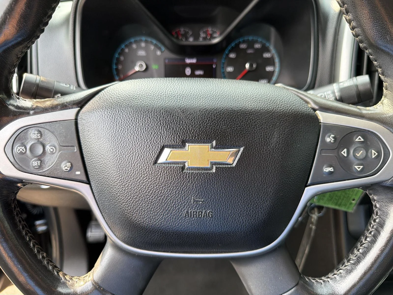Used 2019 SHADOW GRAY METALLIC Chevrolet 4WD ZR2 image 19