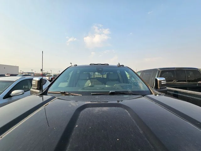 Used 2020 Brownstone Metallic GMC SLT image 4