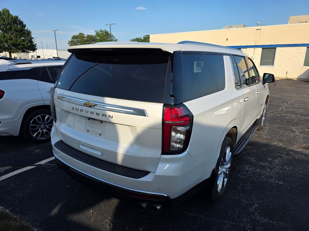 Used 2021 Iridescent Pearl Tricoat Chevrolet High Country image 4