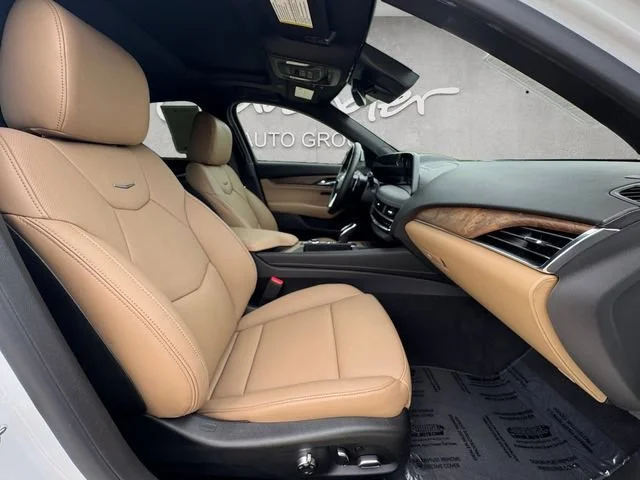 Used 2025 Summit White Cadillac Premium Luxury image 24