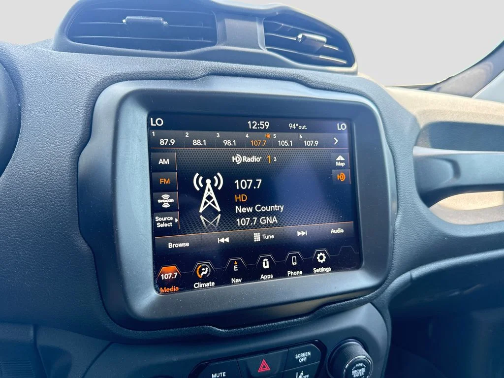Used 2023 Gray Jeep Altitude image 18