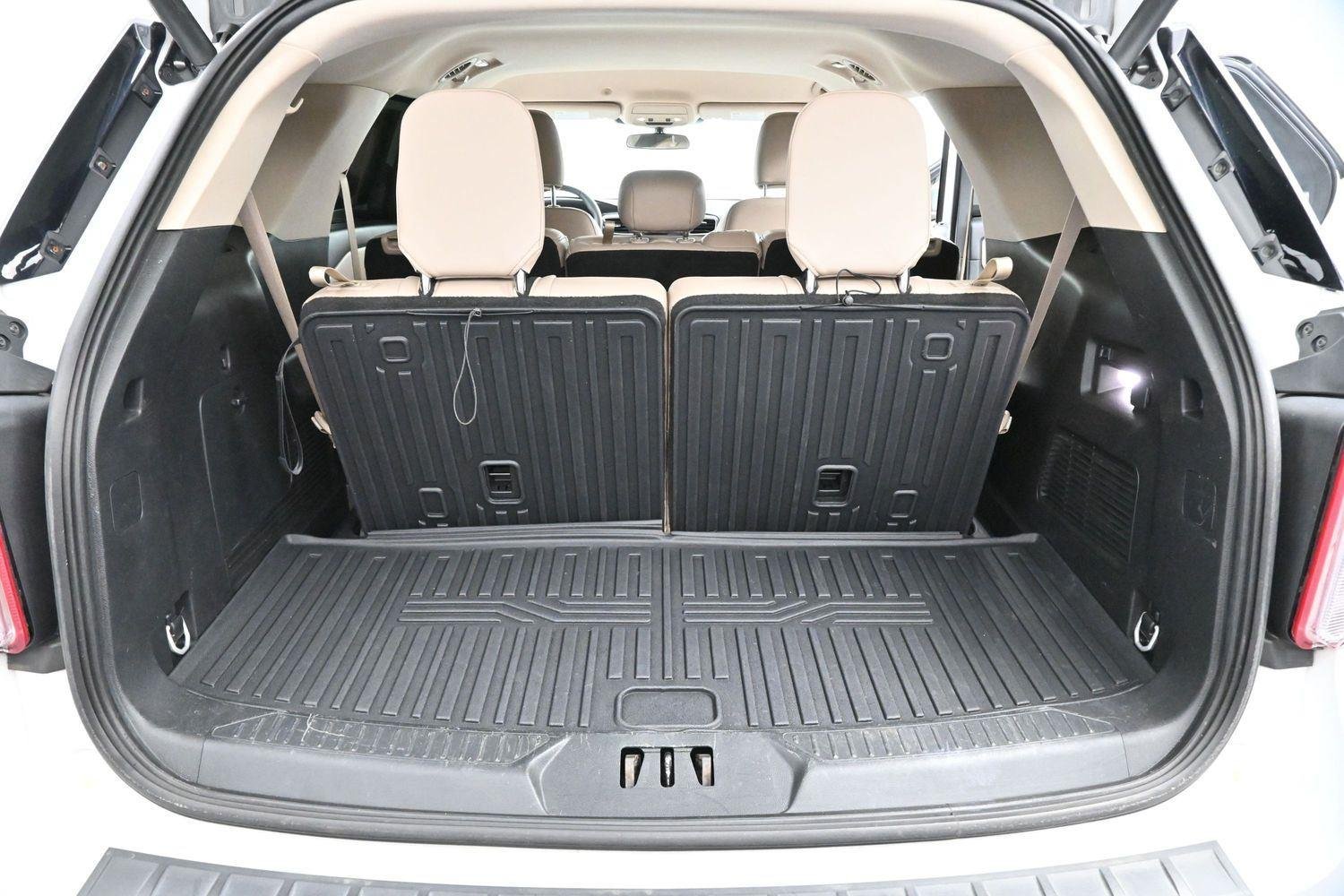 Used 2023 Oxford White Ford XLT image 9