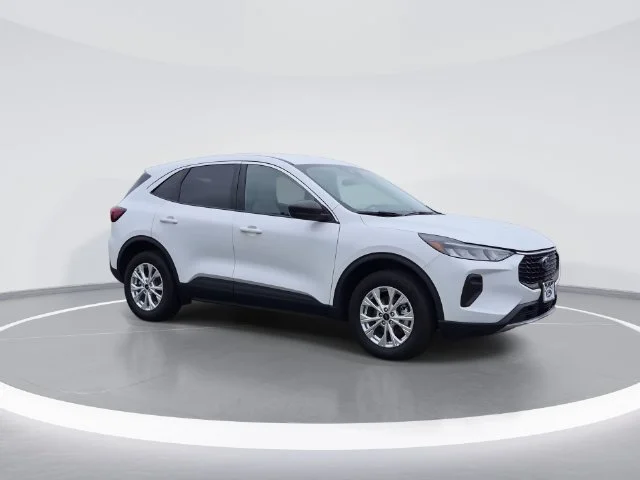 Used 2024 White Ford Active image 9