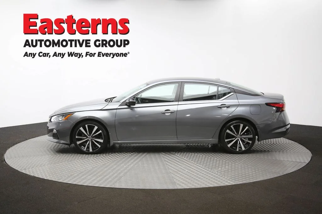 Used 2022 Gray Nissan 2.5 SR image 57