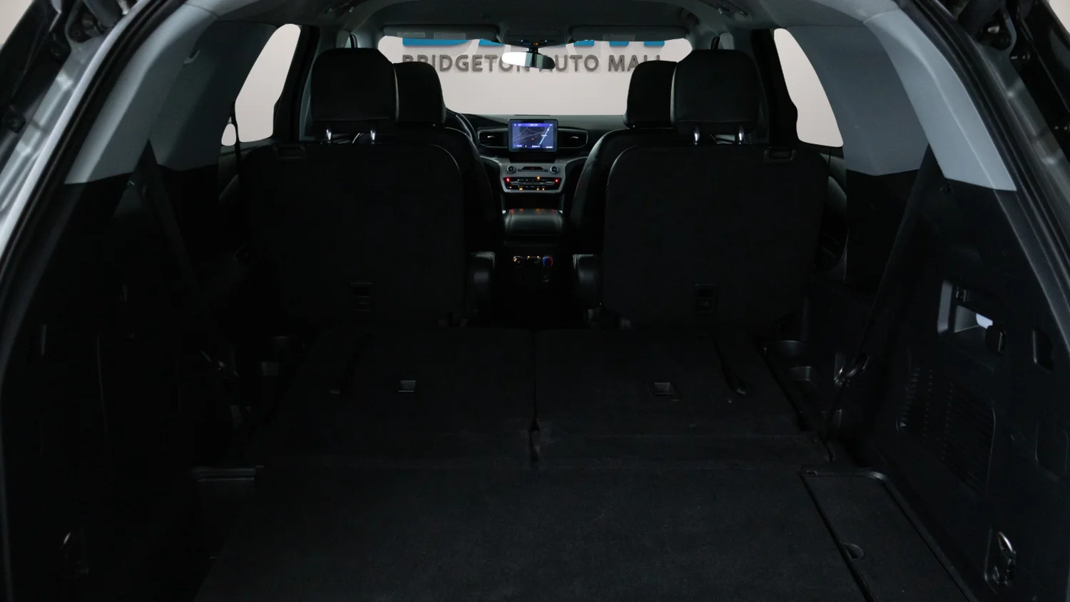 Used 2023 Silver Ford XLT image 28