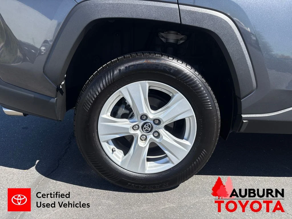 Used 2020 Magnetic Gray Metallic Toyota XLE image 26