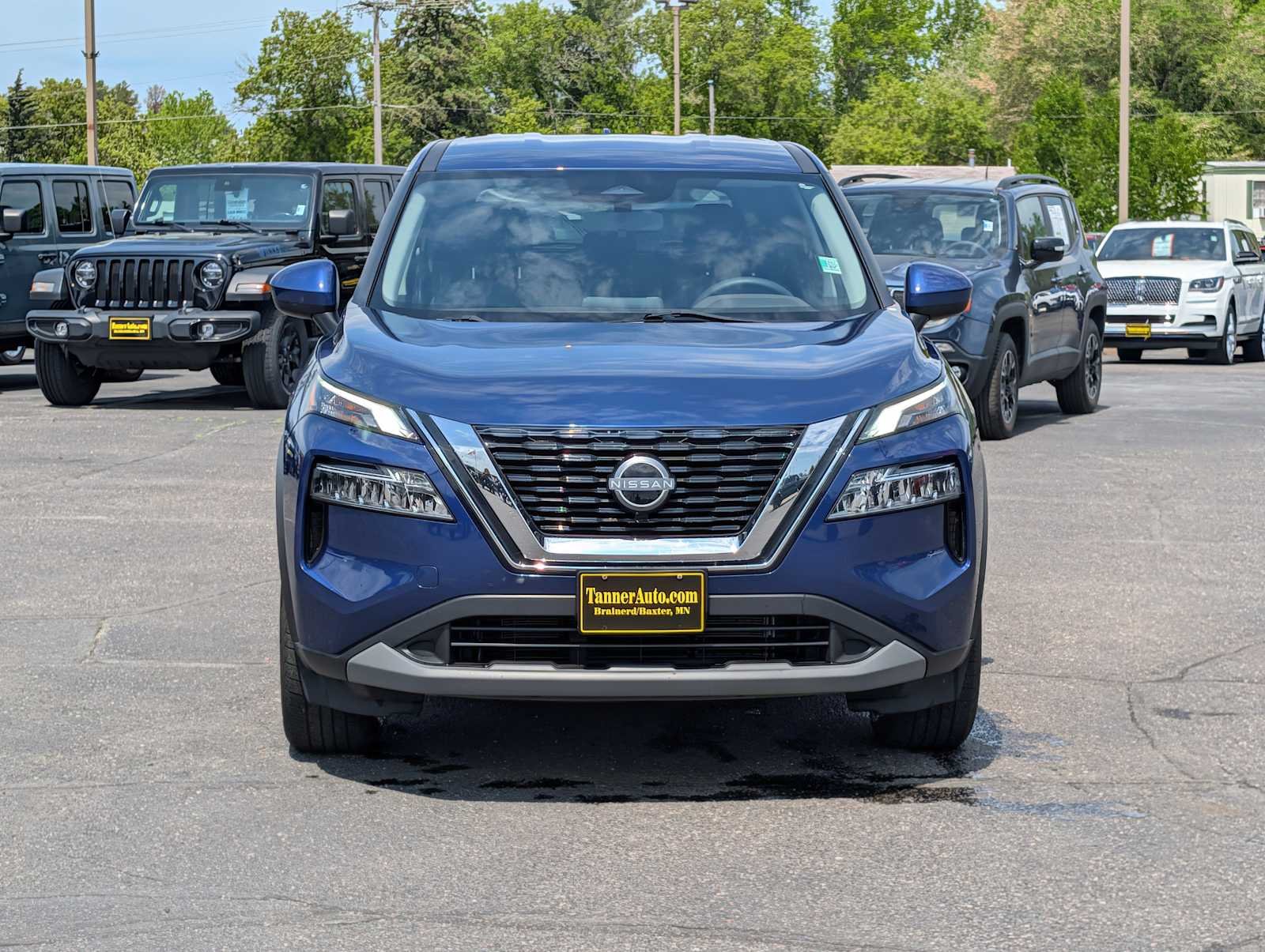 Used 2023 Nissan Rogue SV with VIN JN8BT3BB1PW488838 for sale in Brainerd, Minnesota