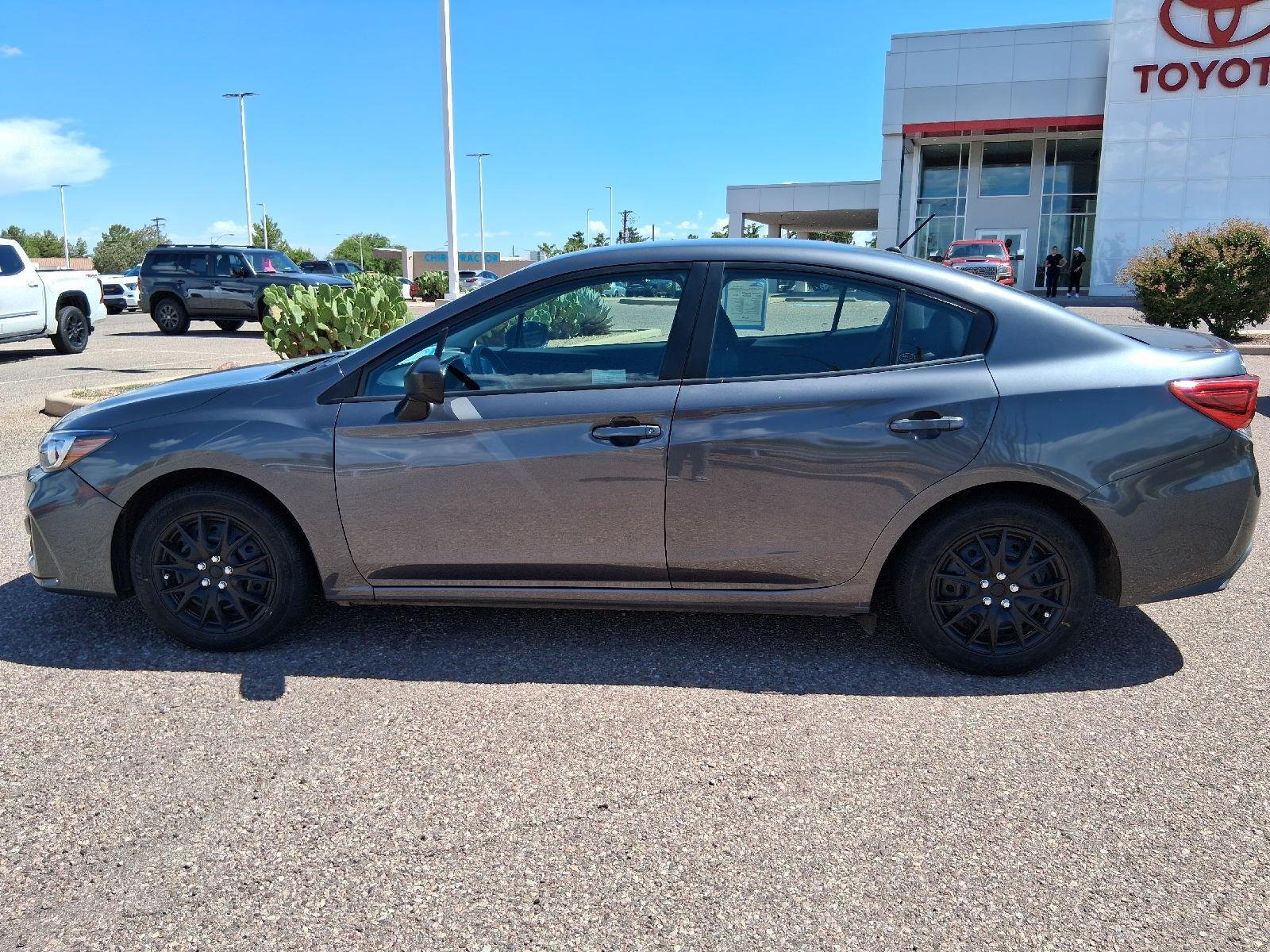 Used 2018 Magnetite Gray Metallic Subaru 2.0i image 2