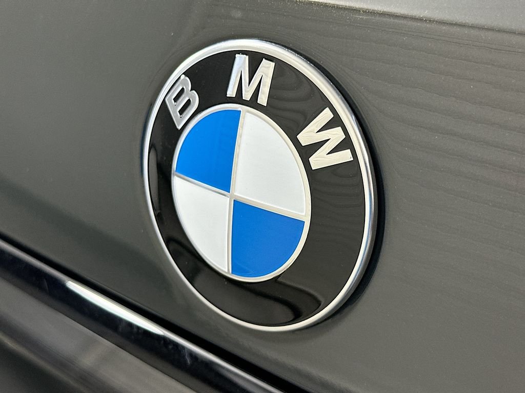 New 2027 Dravit Grey Metallic BMW xDrive40i image 22