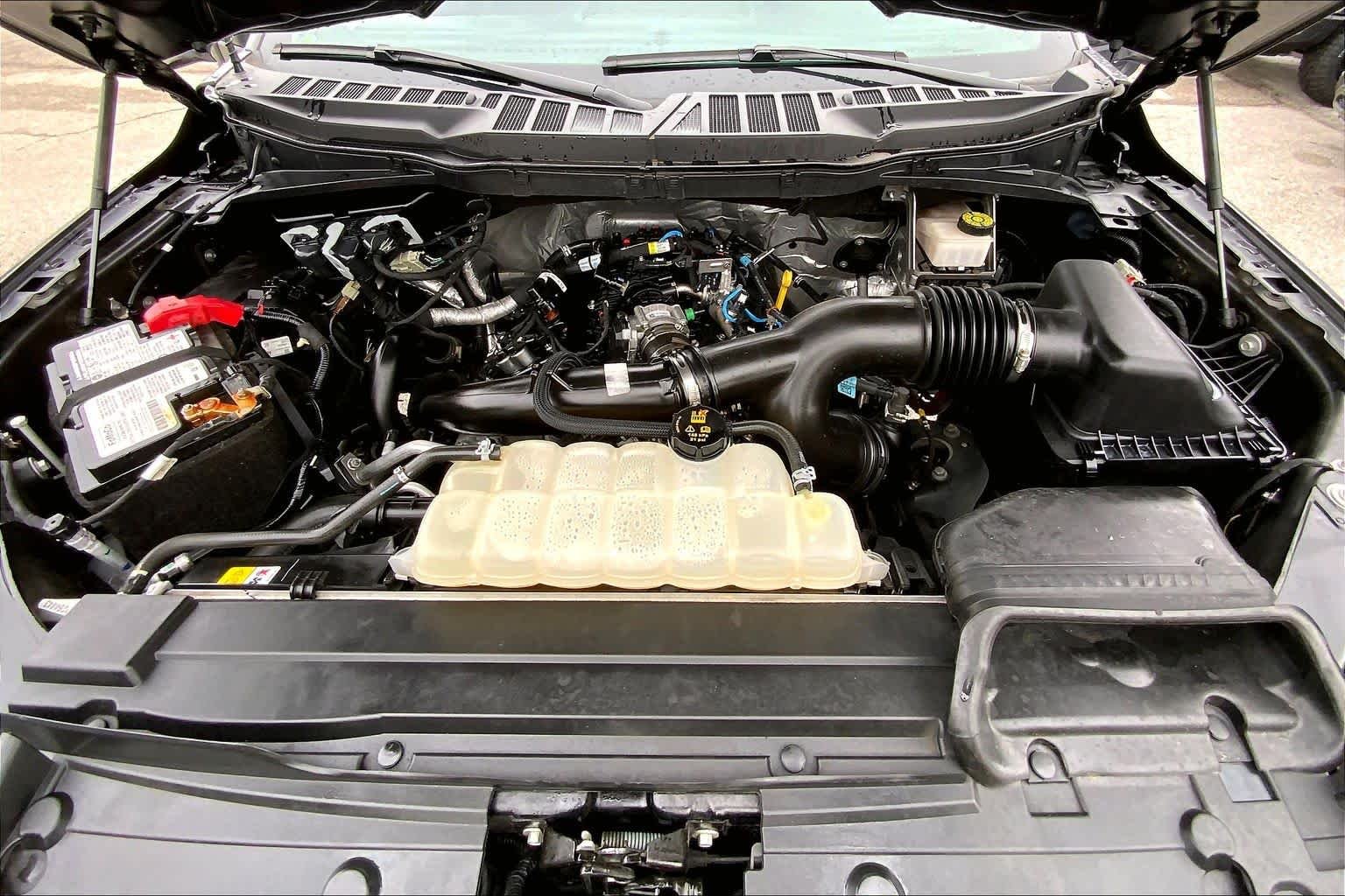 Used 2021 Carbonized Gray Ford XL image 27
