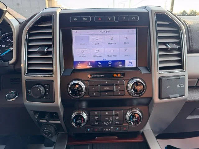 Used 2020 Red Ford King Ranch image 15