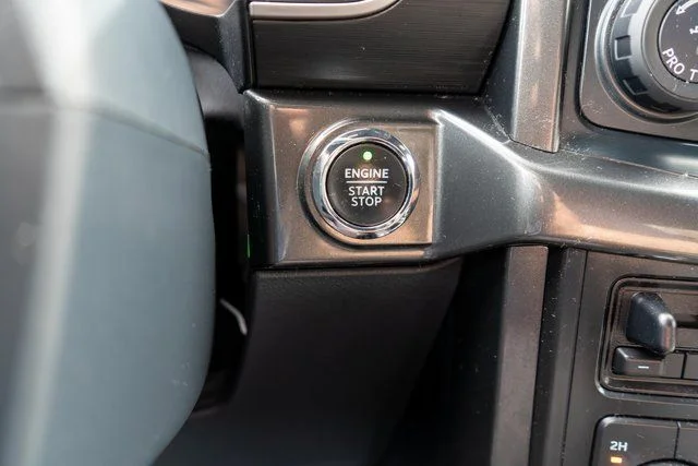 Used 2022 Black Ford XLT image 26
