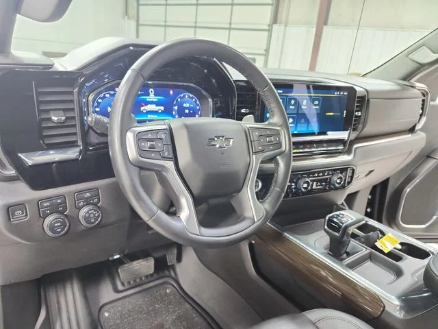 Used 2024 Black Chevrolet RST image 18
