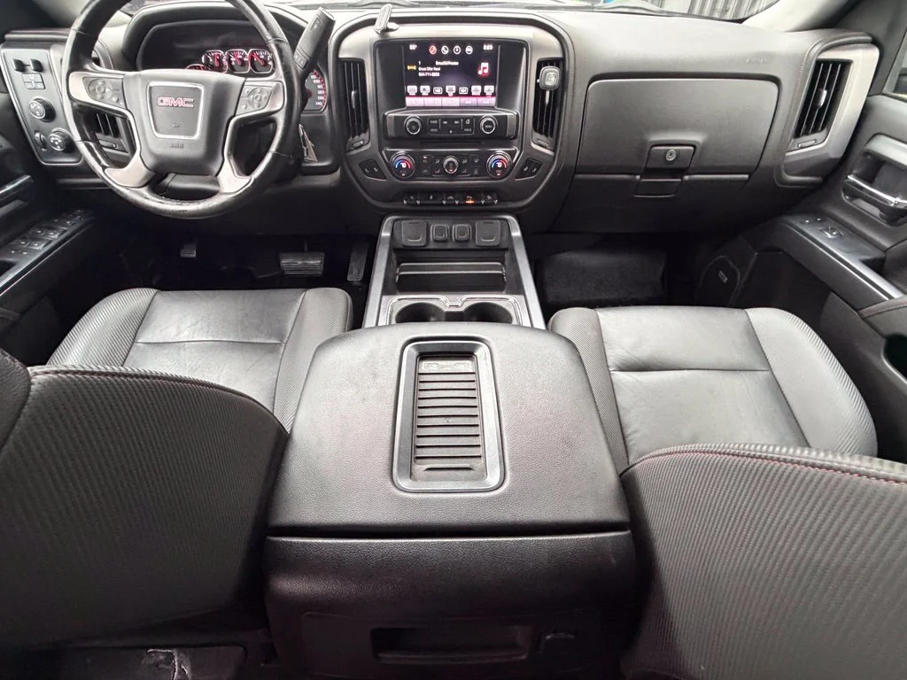 Used 2016 Silver GMC SLT image 8