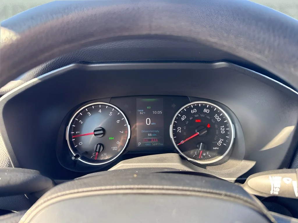 Used 2022 Black Toyota XLE image 21