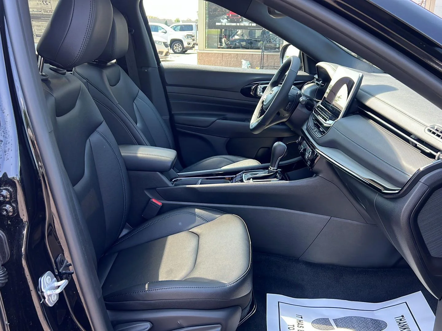 2025 Jeep Compass Limited - Photo 24