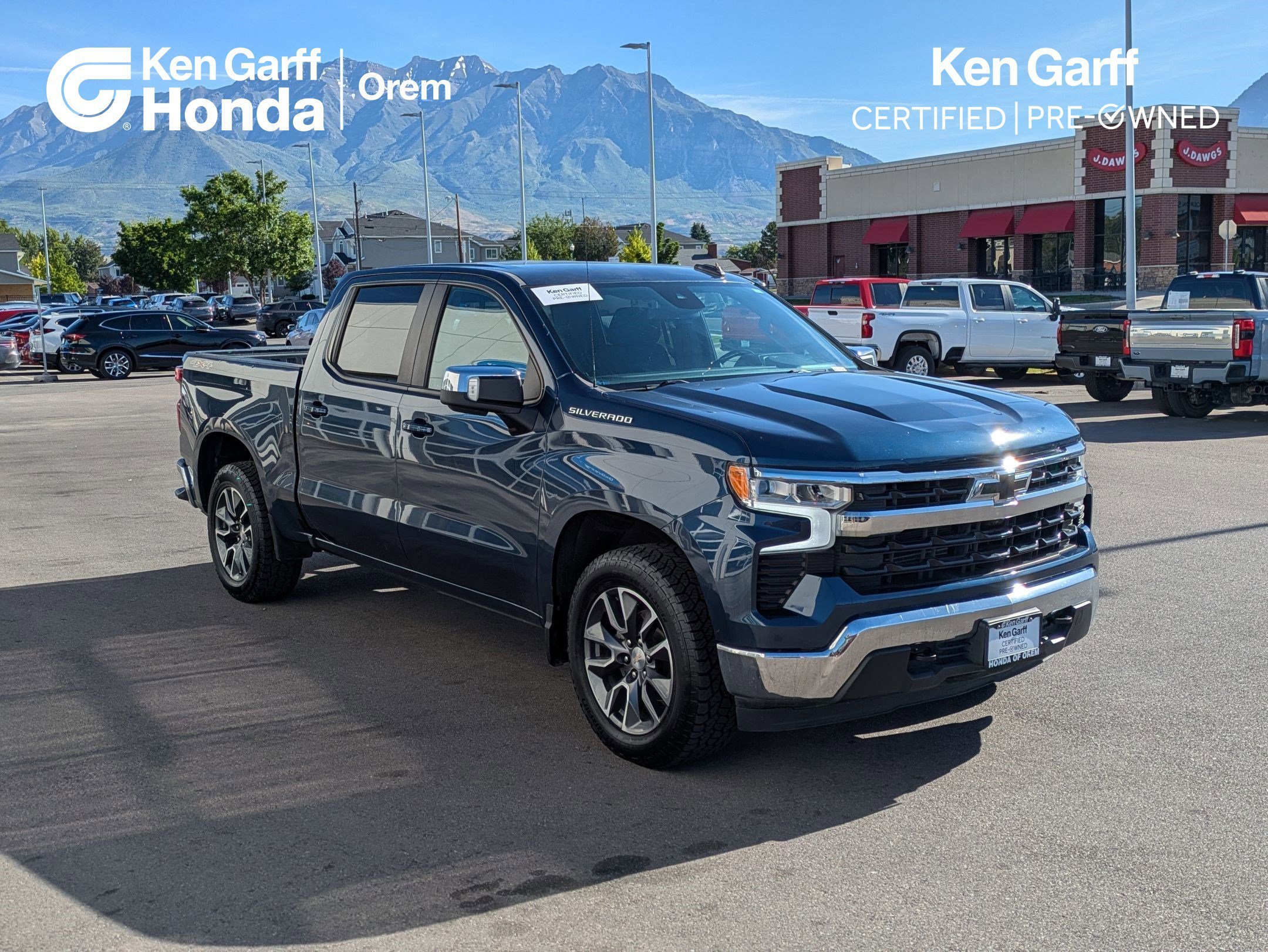 2022 Chevrolet Silverado 1500 LT 4X4 Crew Cab Short Box's photo