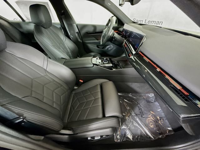 2025 BMW 5 Series 530i - Photo 26