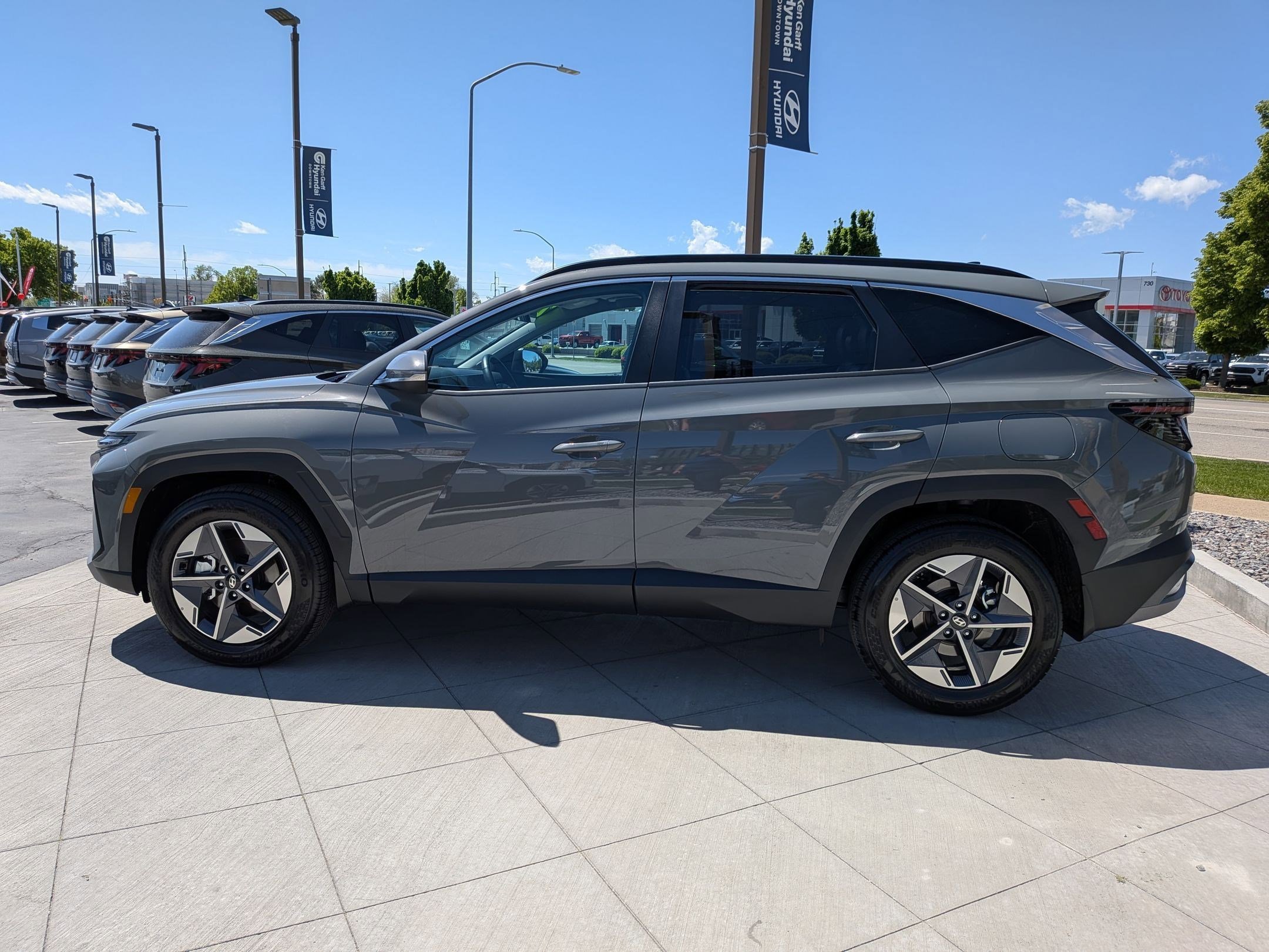 New 2026 Hampton Gray Hyundai SEL Premium AWD image 7