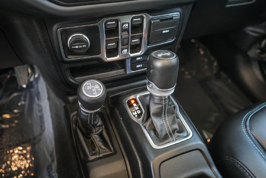 Used 2024 Black Jeep High Altitude 4xe image 16