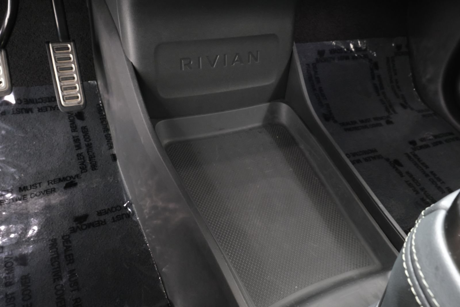 Used 2023 Midnight Rivian Adventure image 23