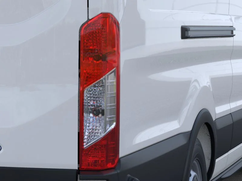 New 2026 Oxford White Ford Base image 21