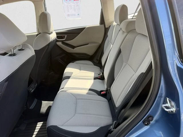 Used 2022 Blue Subaru Base image 13